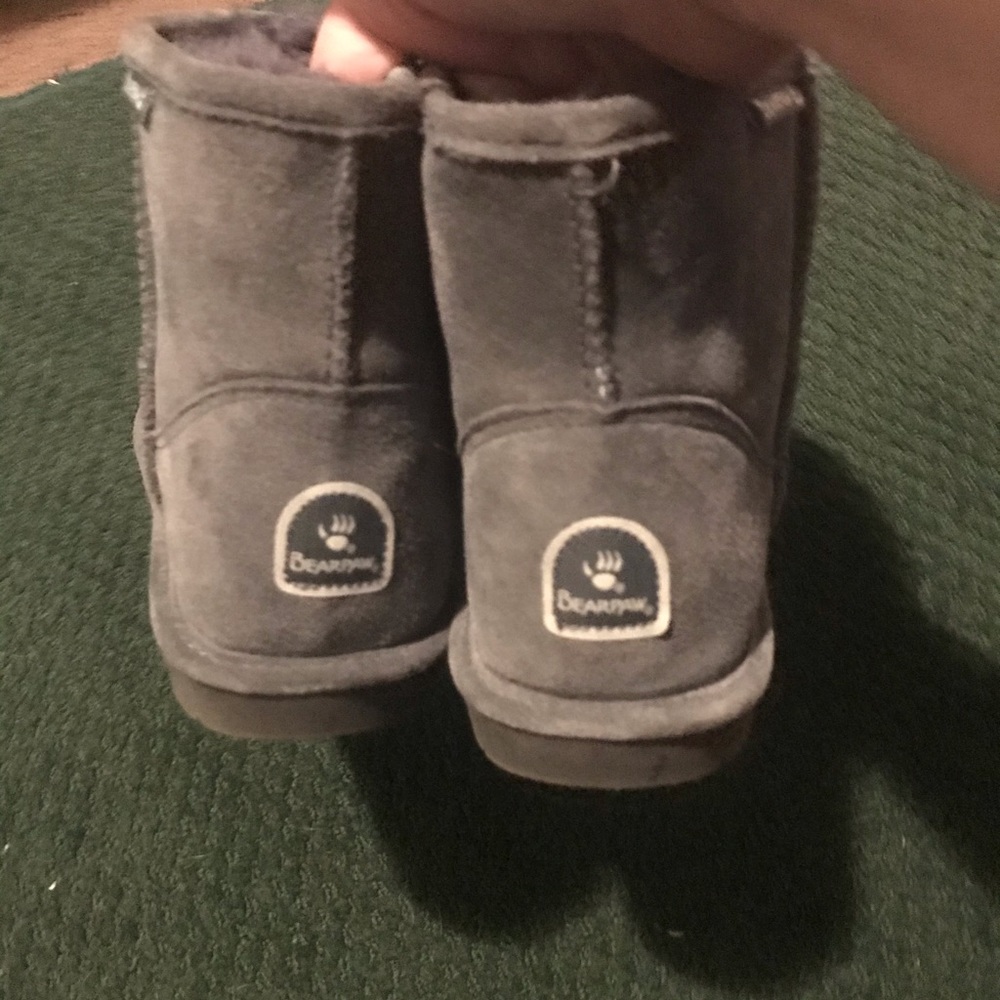 BEARPAW BOOTS